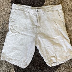 Men’s linen shorts (slim) from Old Navy
